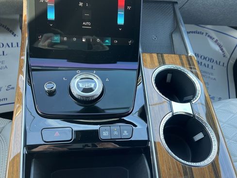 Certified 2025 Cadillac Escalade Sport Platinum image 29