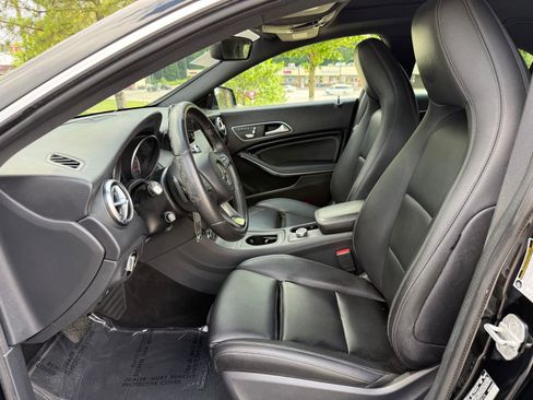 Used 2018 Mercedes-Benz CLA 250 image 35
