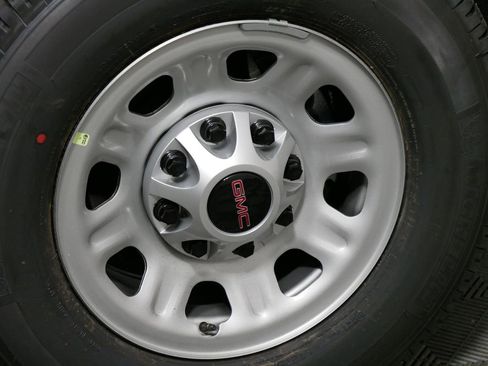 New 2025 GMC Sierra 3500 Pro image 8