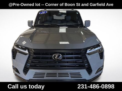 Used 2026 Lexus GX 550 w/ Accessory Package (2T) AWD/4WD image 8