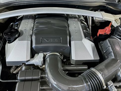 Used 2015 Chevrolet Camaro SS w/ SS Performance Package RWD image 30