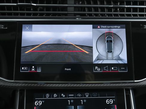 Used 2024 Audi RS Q8 image 26