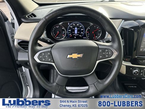 Used 2022 Chevrolet Traverse Premier image 14