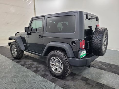 Used 2015 Jeep Wrangler Rubicon w/ Power Convenience Group AWD/4WD image 3