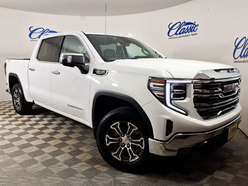 Used 2025 GMC Sierra 1500 SLT AWD/4WD image 1