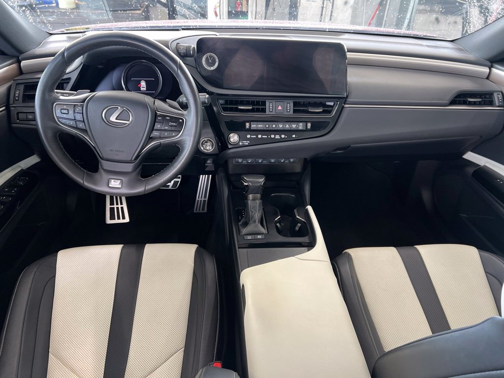 Used 2023 Lexus ES 300h F Sport w/ Accessory Package (Z1) FWD image 15