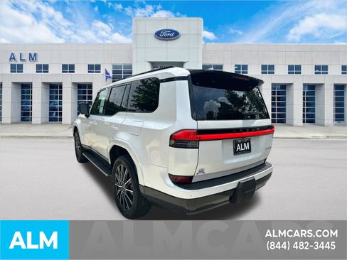 Used 2026 Lexus GX 550 w/ Accessory Package (2T) AWD/4WD image 8