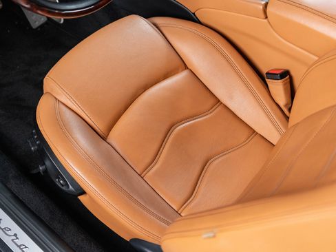 Used 2012 Maserati GranTurismo S RWD image 42