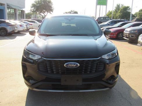 Used 2024 Ford Escape Active FWD image 2