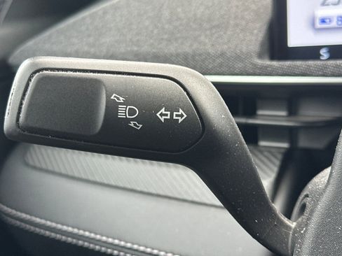 Used 2022 Ford Mustang Mach-E Premium image 36