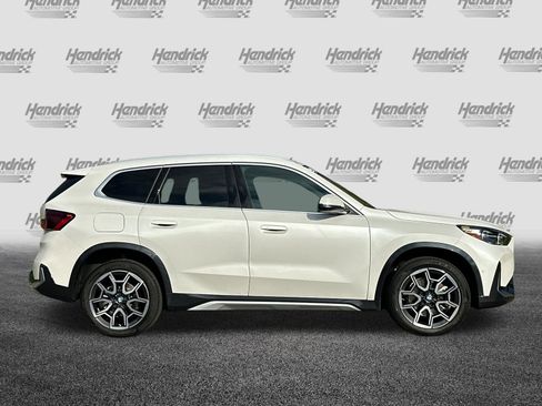 Used 2025 BMW X1 xDrive28i w/ Premium Package image 3