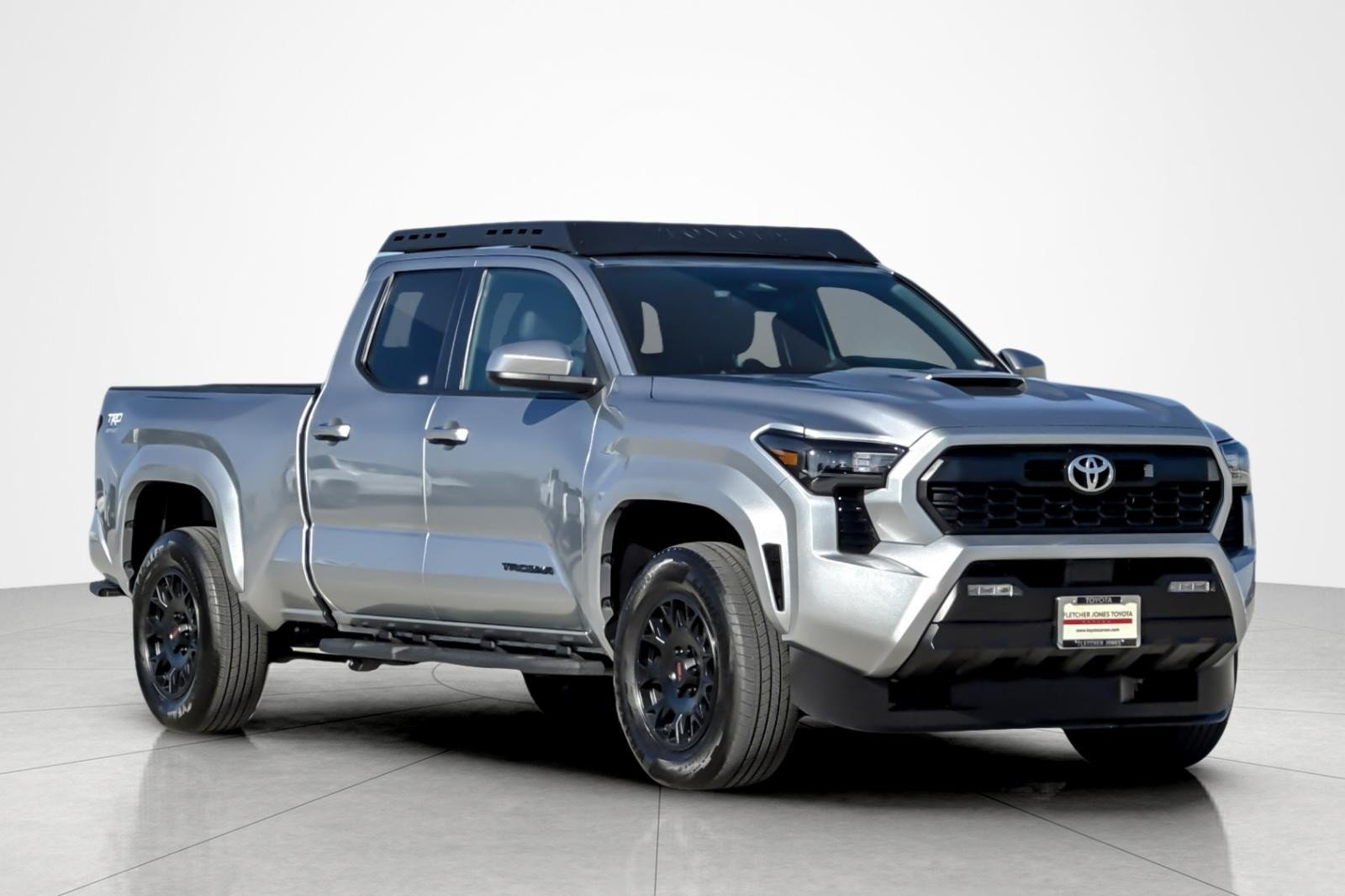 Certified 2025 Toyota Tacoma TRD Sport AWD/4WD image 7