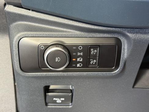 New 2025 Ford Bronco Heritage Edition image 23