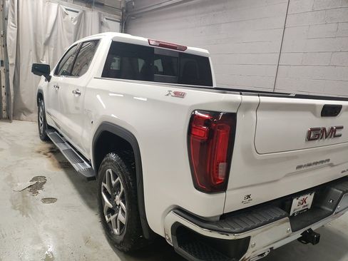 New 2026 GMC Sierra 1500 SLT w/ SLT Premium Plus Package image 19