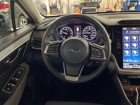 Certified 2025 Subaru Outback Limited AWD/4WD image 18