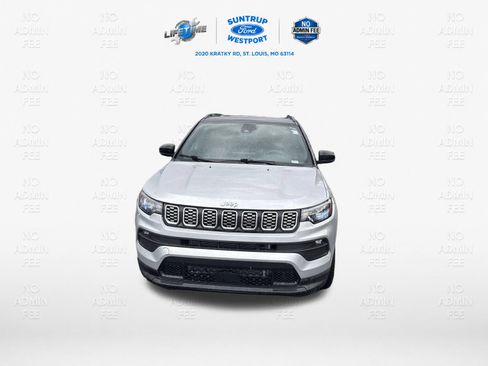 Used 2025 Jeep Compass Limited AWD/4WD image 30