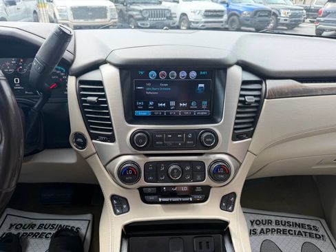 Used 2019 GMC Yukon Denali w/ Denali Ultimate Package AWD/4WD image 16