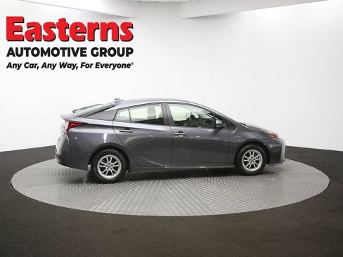Used 2022 Toyota Prius LE image 40