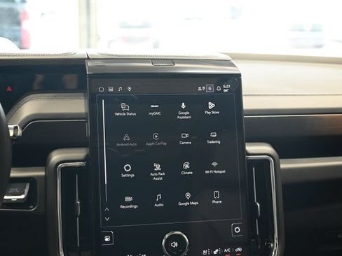 New 2026 GMC Yukon Denali w/ Advanced Technology Package AWD/4WD image 16