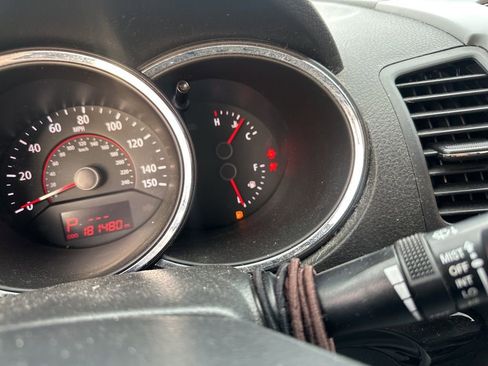 Used 2011 Kia Sorento LX w/ Convenience Pkg image 20