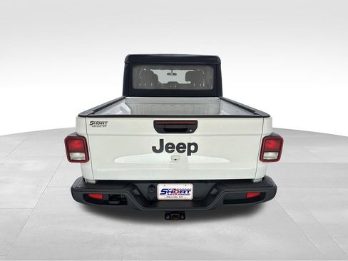 Used 2023 Jeep Gladiator Sport w/ Trailer Tow Package AWD/4WD image 6