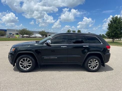 Used 2014 Jeep Grand Cherokee Limited w/ Trailer Tow Group IV AWD/4WD image 5