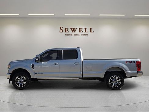 Used 2022 Ford F250 Lariat w/ Lariat Ultimate Package image 2