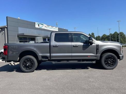 Certified 2024 Ford F250 Lariat w/ Lariat Ultimate Package AWD/4WD image 3