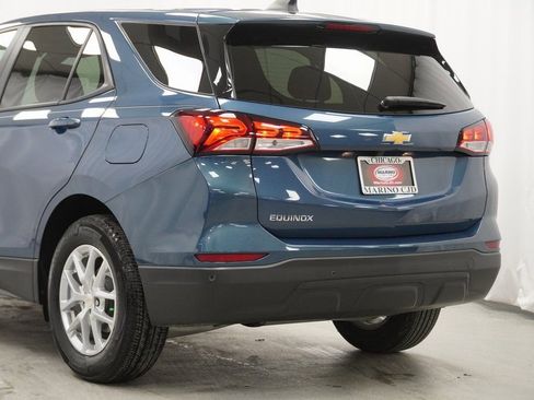Used 2024 Chevrolet Equinox LS w/ LS Convenience Package FWD image 12