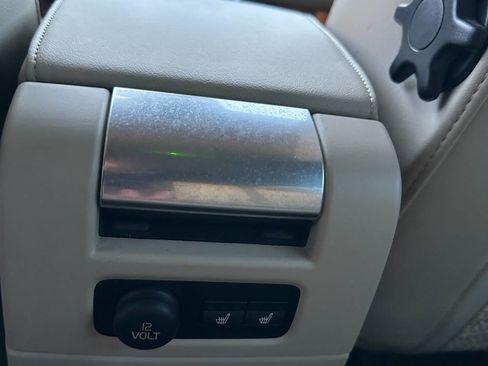 Used 2013 Volvo XC70 T6 image 15