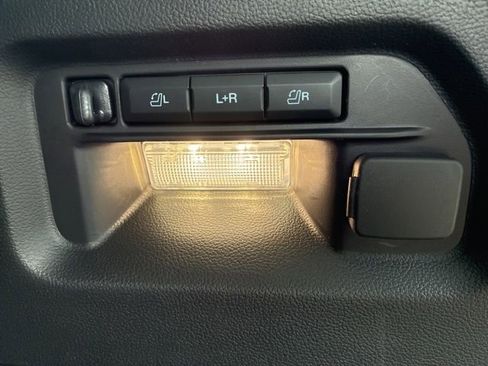 New 2026 Ford Explorer Platinum w/ LUX Leather Package AWD/4WD image 8