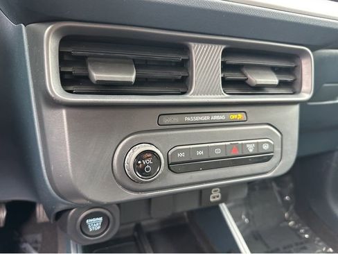 Used 2025 Ford Maverick XLT w/ Black Appearance Package image 27