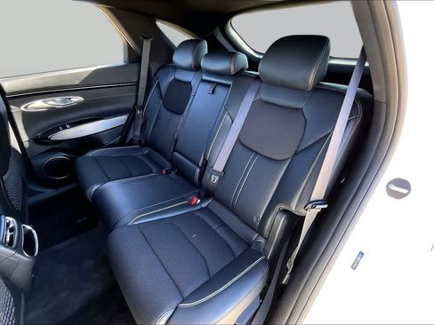 Used 2025 Genesis GV70 3.5T Sport AWD/4WD image 19
