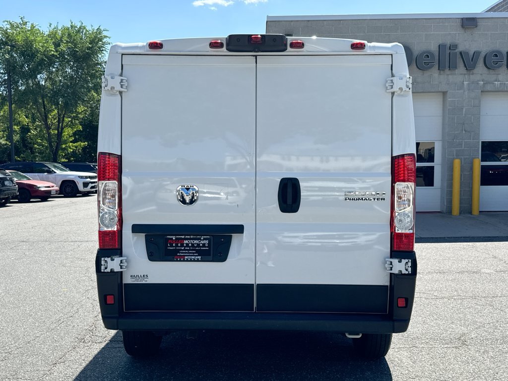 Used 2025 RAM ProMaster 2500 w/ Convenience Group FWD image 6