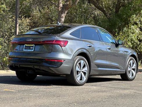 Certified 2024 Audi Q8 e-tron Premium AWD/4WD image 7