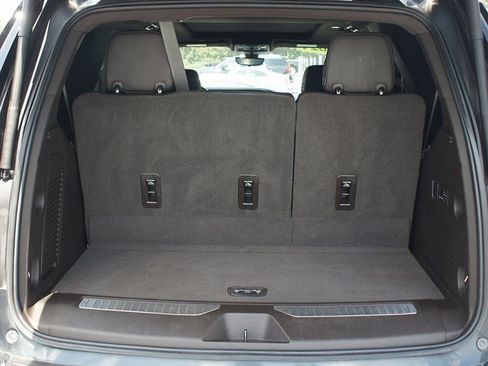 Used 2021 GMC Yukon Denali w/ Denali Premium Package image 14