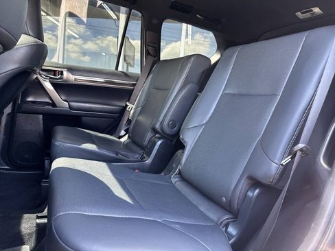 Used 2020 Lexus GX 460 Premium AWD/4WD image 25