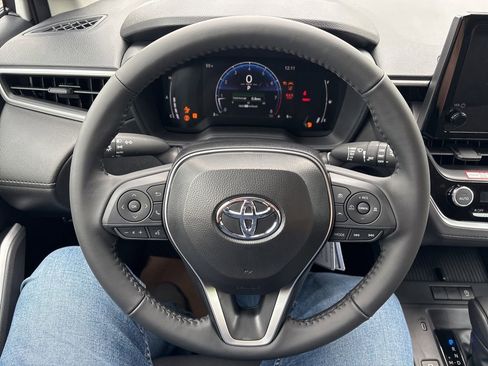 Certified 2026 Toyota Corolla Cross LE AWD/4WD image 21