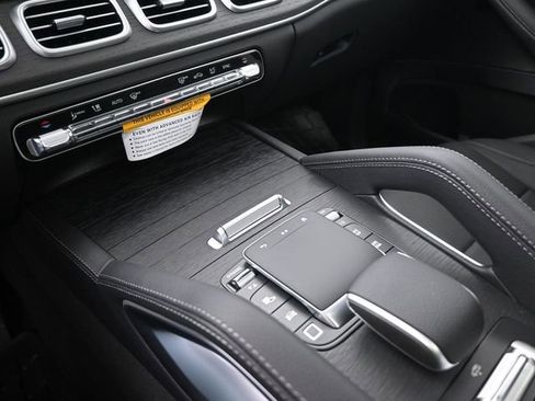 New 2026 Mercedes-Benz GLS 450 4MATIC image 31