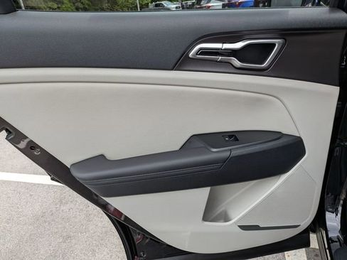 New 2026 Kia Sportage EX FWD image 19