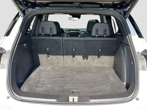 Used 2022 Chevrolet TrailBlazer RS w/ Sun and Liftgate Package image 26