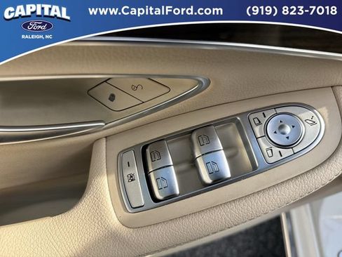Used 2019 Mercedes-Benz C 300 Sedan image 21