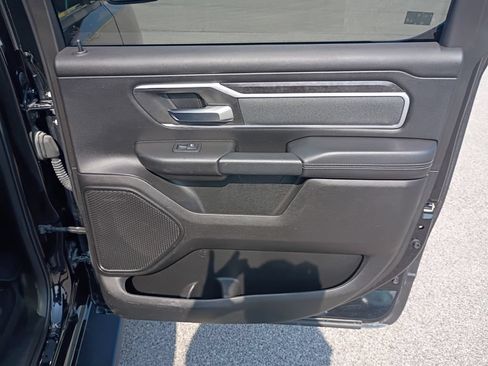 Used 2023 RAM 1500 Big Horn AWD/4WD image 39