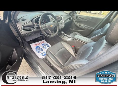 Used 2017 Chevrolet Malibu LT w/ Leather Package FWD image 11