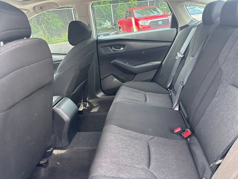 Used 2024 Honda Accord EX image 11