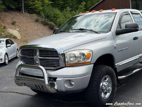Used 2006 Dodge Ram 2500 Truck Laramie AWD/4WD image 24