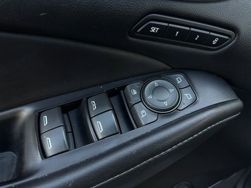 Used 2019 Buick Enclave Avenir w/ Avenir Technology Package image 14