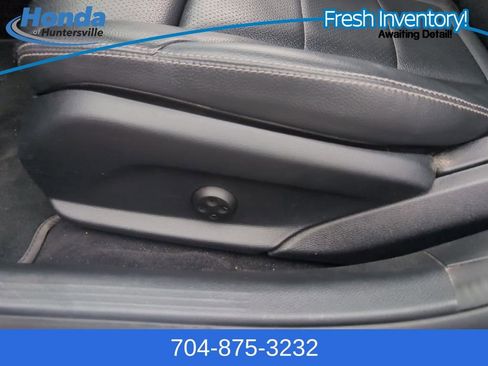 Used 2021 Mercedes-Benz C 300 Sedan image 19