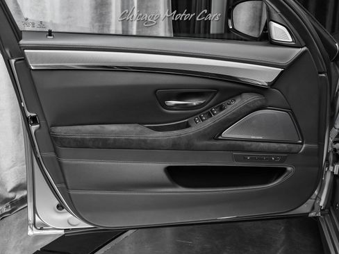 Used 2015 BMW M5 RWD image 34