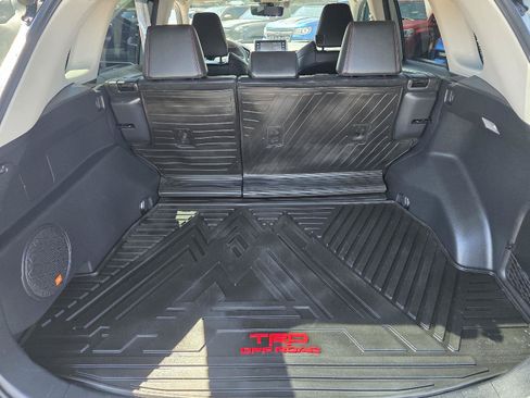Used 2020 Toyota RAV4 TRD Off-Road AWD/4WD image 24